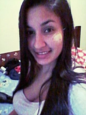 Um doce de menina, doce como um limão. ✌