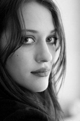 I'm Darcy Lewis the intern of Jane Foster. |#SV| #RollPlayAccount Haha wheres my Tazer? #Single #TaserTricks #ShockArrow