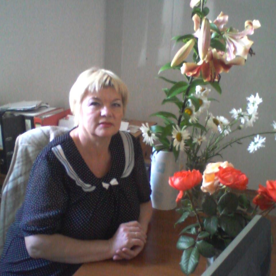 Люблю людей,природу,активный образ жизни...