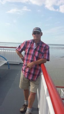Getrouwd kom uit Nieuwolda ik woon nu in Delfzijl ben bijna op pensioen