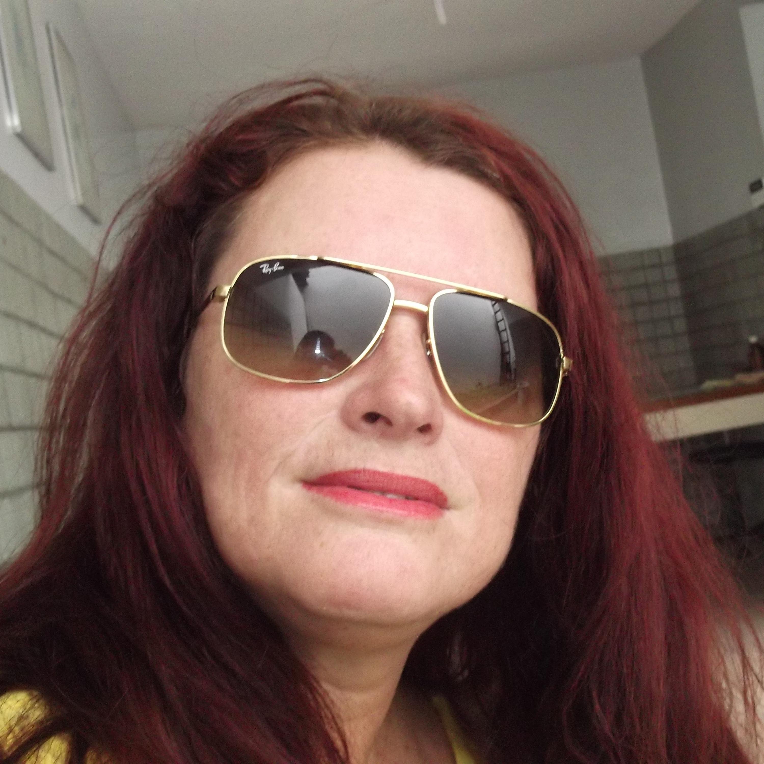 Sou  apaixonada pela minha família, a vida... Sou do AMOR