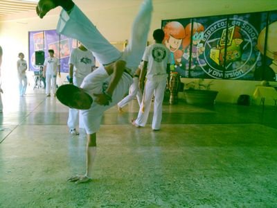 capoeira meu á vida capoeira meu amor capoeira eu caminho que meu mestre insinho