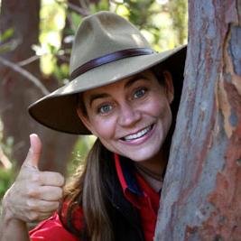 Australian Children's Songwriter of the Year 2013.
Full time song-writer & librettist (Musical Theater). Music on iTunes
https://t.co/I8KsIVfZii