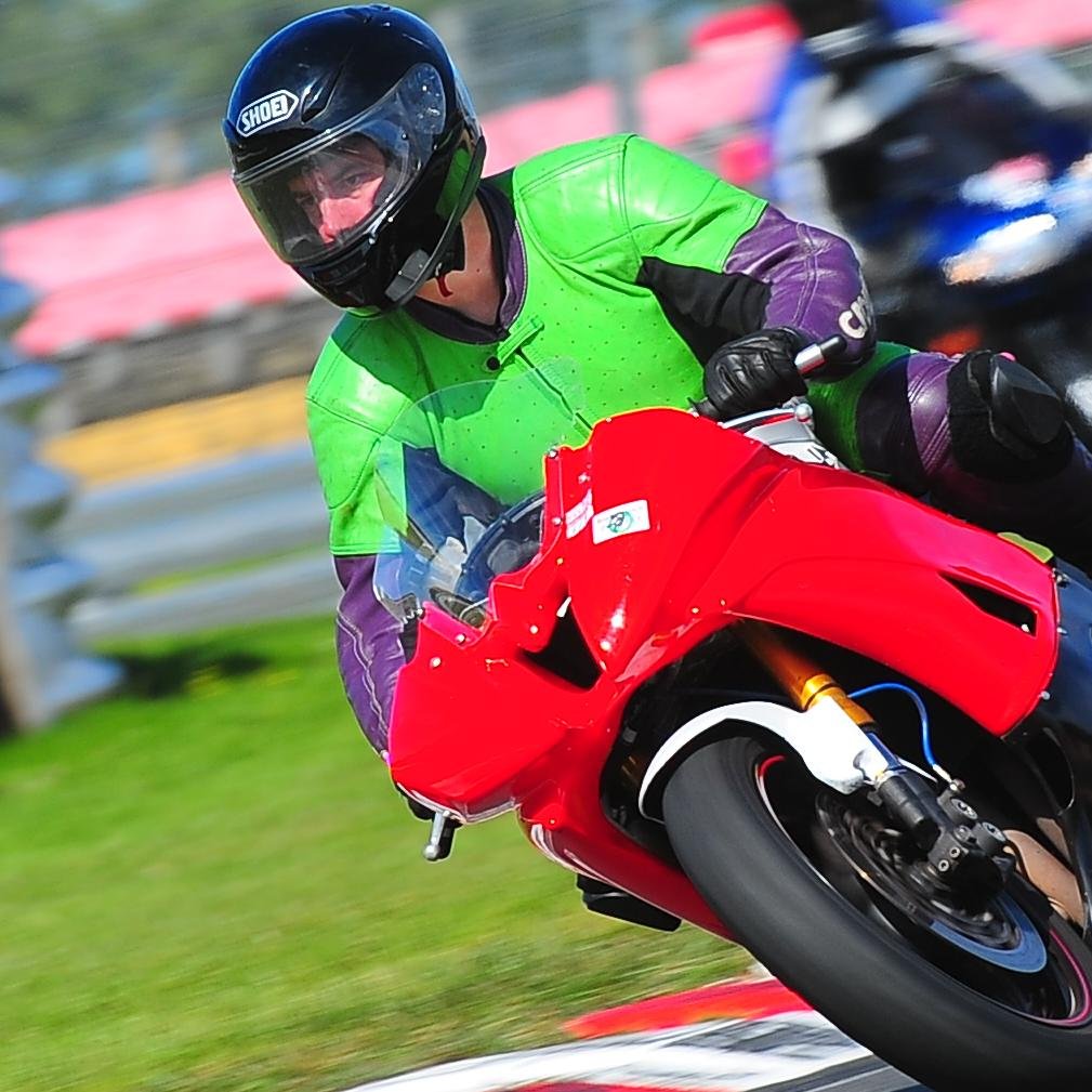 TheFullMounty's profile picture. 