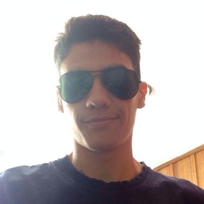 Sigo geral meu Twitter pessoal e @Matheustic_