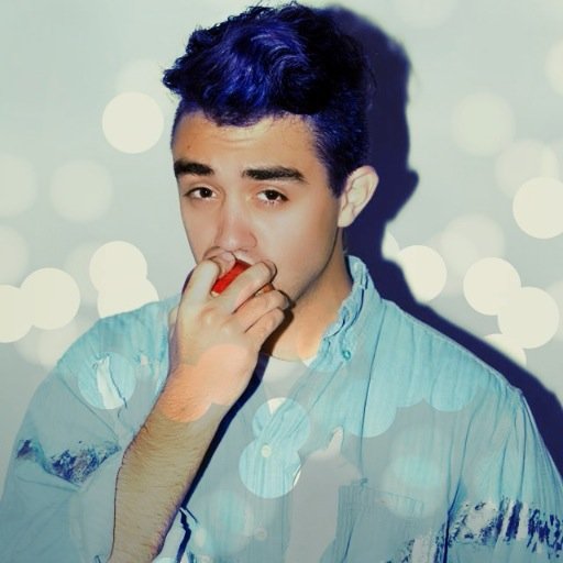The names Adam. Love life! Artist who thrives! Enjoy meeting new people. LGBT all the way! Tumblr-http://t.co/MhtYd8T4Ye