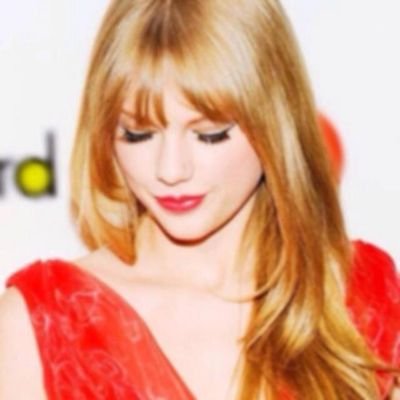 Votando por Taylor, si hablas español, sigueme por favor.