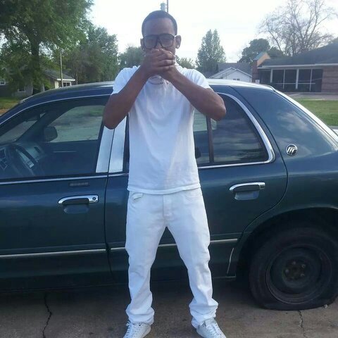 Gang Gang Gang...#TeamKd kik Me @BalloutG22 Junior Class #2016 R.I.P T.Love One Love Or Love Follow me or Be Lame follow my Nigga @KingNup