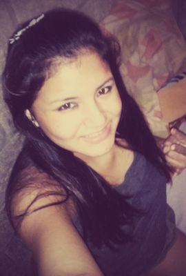 Soii una xiica super qe xevede!! :) i feliiz qon mi beba *Ashley* i la nueva viida qe dios me diio bendeziida al 100%..