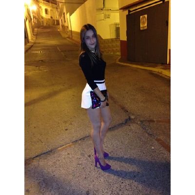 ElenaaB12 Profile Picture