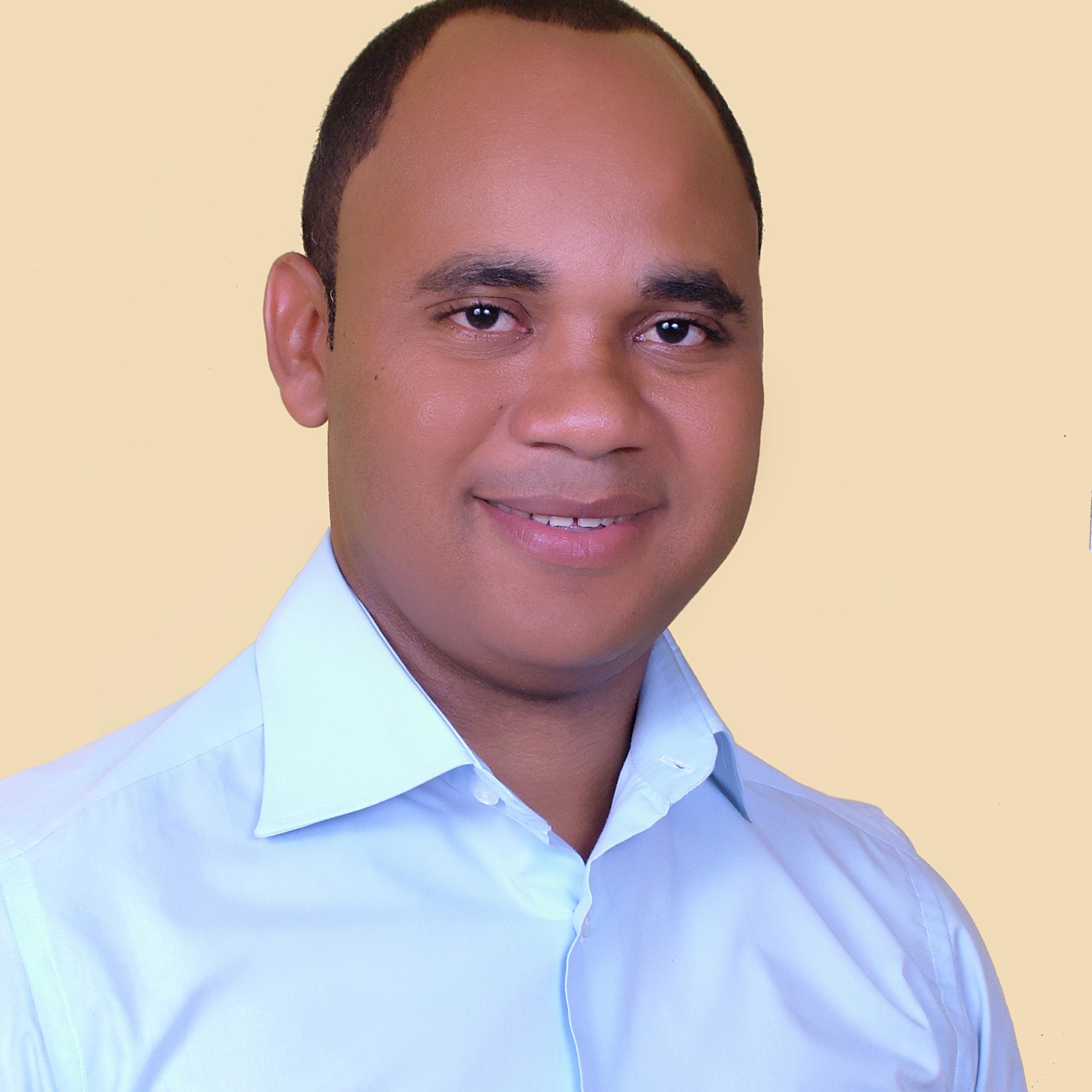 comprometido con la guayiga Juan De Dios Morel  sindico