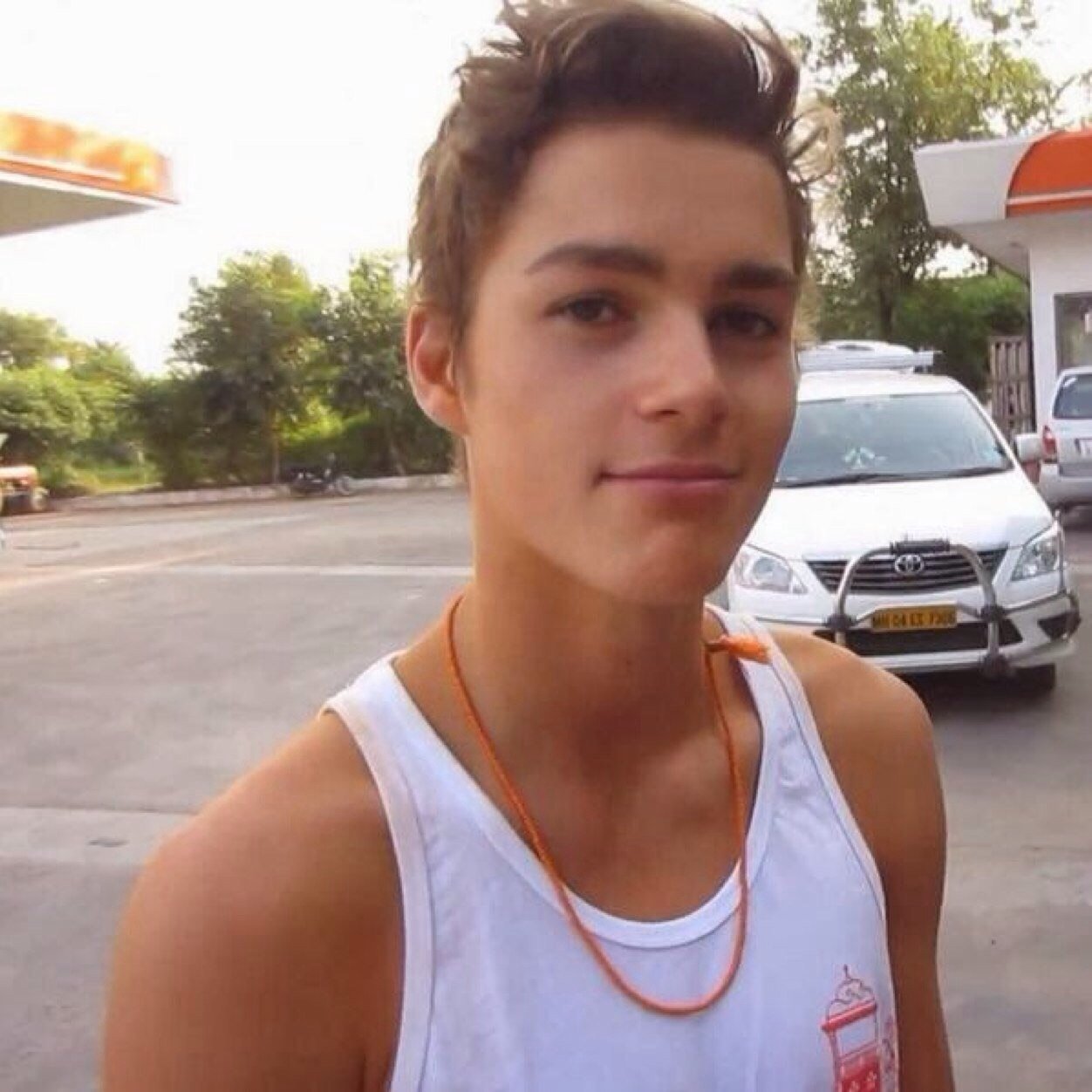 230414 | kyle hayden harries | damon.