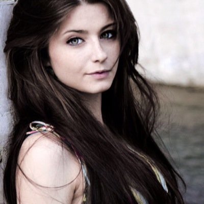Hey. I'm Thalia. Daughter of Zeus!! #single