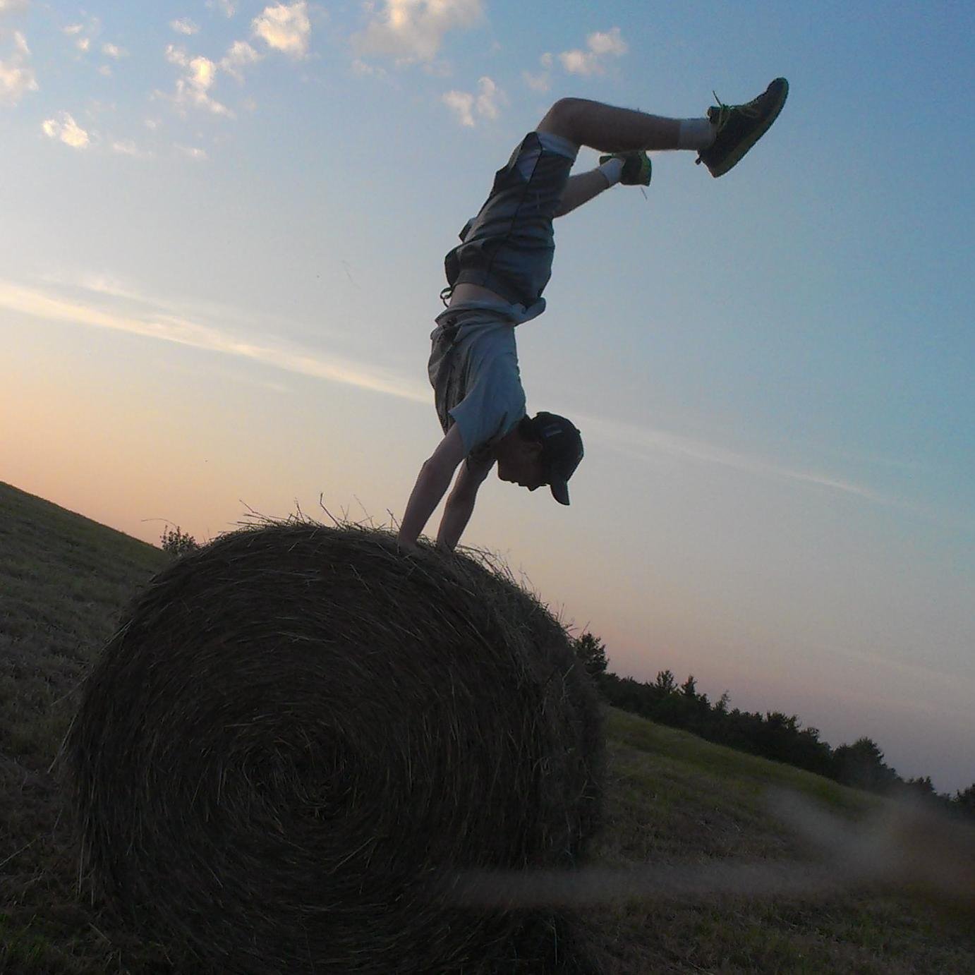 DamianBeaudreau's profile picture. Tradesman , outdoor survivalist and Athlete