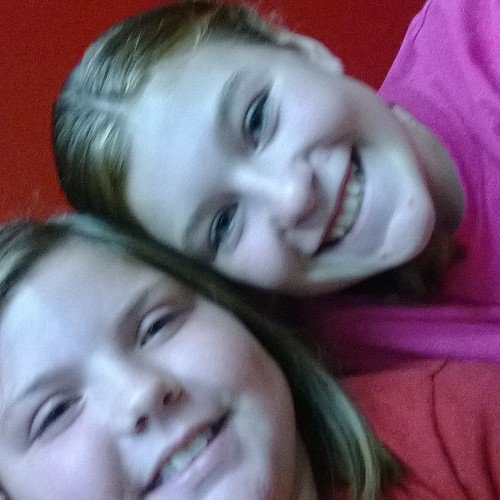 HEY WHATS UP I'M COUNTRY I LOVE HANGING OUT WITH TYLER AND HIS BROTHER MICHAEL SHANE