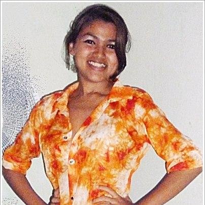 NÃO SOU DONA DO MUNDO MAIS SOU FILHA DO DONO
As vezees para continuar não basta apenas virar a página, é preciso rasgà-la .Meiga : Simpatica : Sincera .
