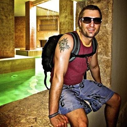 Weekend Photographer. Music Lover. Sports Gambler. Cincinnati Explorer. @Udelaware Alum. Made in Singapore 🇸🇬