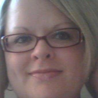 LeslieChere's profile picture. 