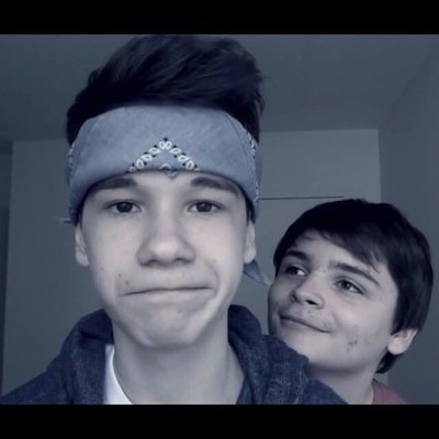 sebastian olzanski is my drug ❤️