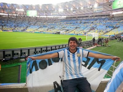 Compuñoño. De Racing. Un día escuché The Police y entendí para qué estaba el bajo
