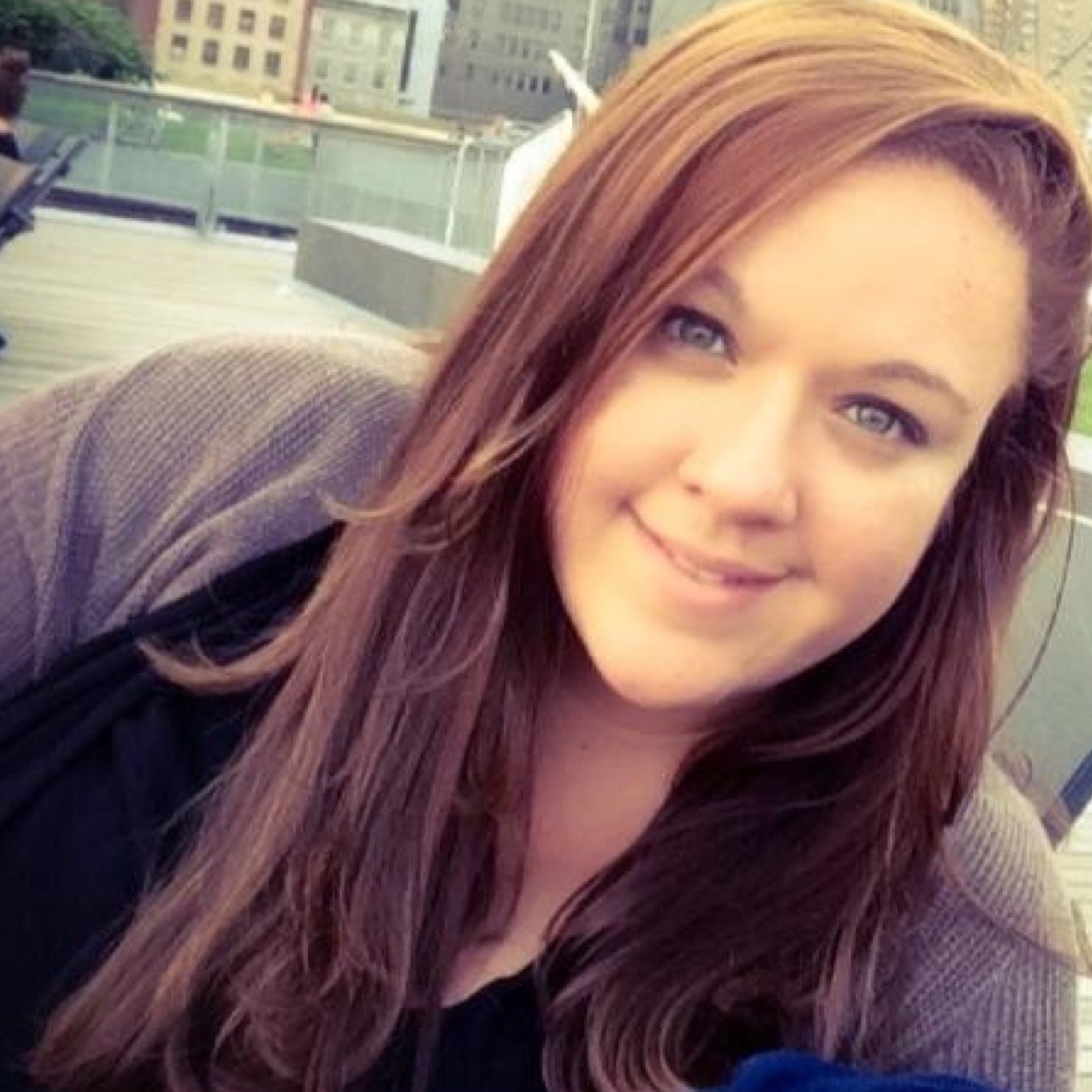 amandadelvalle's profile picture. Living La Vida Loca