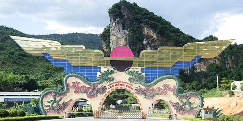 Nghĩa trang Kỳ Sơn - Lạc Hồng Viên, chuyên mua bán đất nghĩa trang tại Hà Nội. Với rất nhiều dịch vụ hàng đầu như:Dịch vụ cúng giỗ online, Dịch vụ thủy táng....