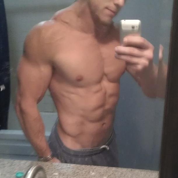 DeltsMakeEmMelt's profile picture. 