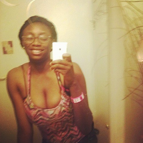 Im bisexuals kik me SnapChat me @omgsantaclause both the same I'm weird, crazy