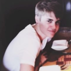 se eu te segui eh pq eu amo seu fc e ele eh o melhor