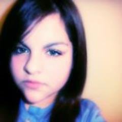belieber 16 años, sonríe y se feliz, todo pasa,
música electrónica: avicii, David guetta, skrillex, showtek, tiesto etc wrtjk ajsxhdgfcdhjs amo el chocolate :3