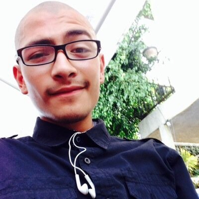 Gomez65Lary's profile picture. 