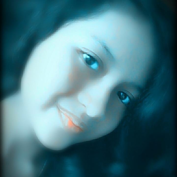 ♥Nothing
 Like Us G'dLatfer and FiLaDeRiLViaa||♥Family||I♥Sanitation Ambassador 
Of Maluku 2014||Believe Jesus Christ|| Folback ? Just Mention !!