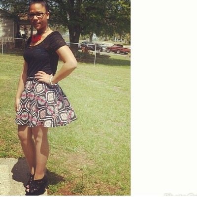 Sophomore | 15 | Single?? yea I walk by myself, but I got my eye on someone so don't speak | ❤✌ while you at it go follow @tsmith71