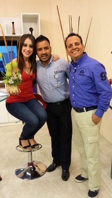 alvaro_gr's profile picture. Méxicano 100% chiva de nacimiento charro cazador de sueños contador de lunares amante del buen vino y comida chatarra bohemio de afición asesor religioso puro