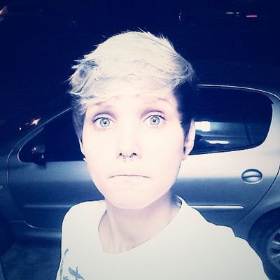 N desista, vá em frente, smp há uma chance de vc tropeçar em algo maravilhoso.