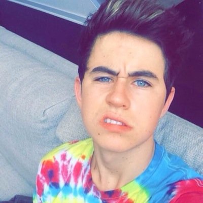 congrats on your free follow! follow my account @alysssa_lol pls ? i follow back // ily