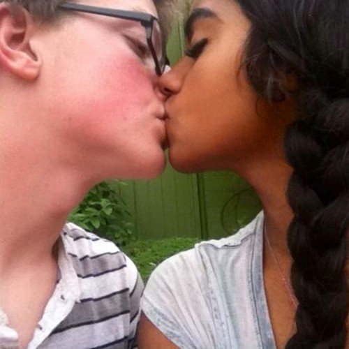 Loving my girlfriend and taking care of her and working construction follow me I'll follow back !!!