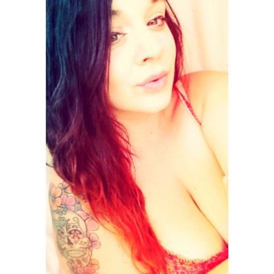 22 • Single Mama •