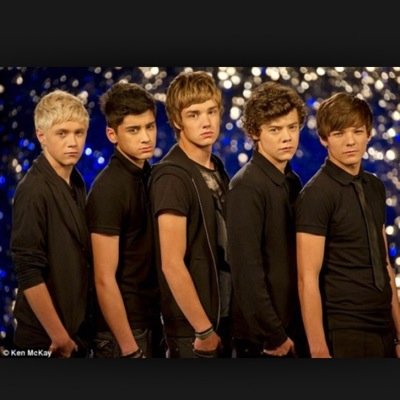 Directioner, In love with Zayn Malik . Follow @LolapzzAcevedo She Followback #PuertoRicoWantsOnTheRoadAgainTour2015