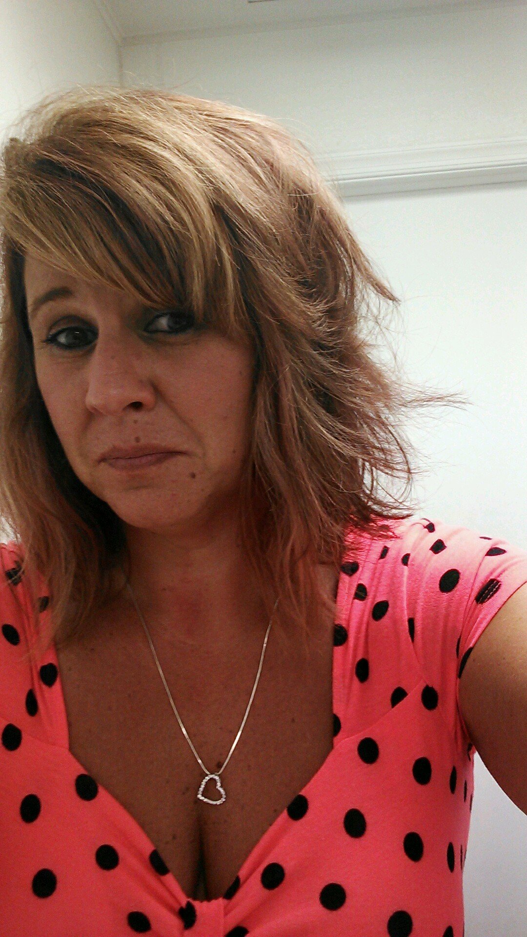 tresa45202513's profile picture. MOTHER. A WIFE . A VERY HARD WORKER!!LUV ALL KINDS OF MUSIC!REALLY LUV ME SOME MAROON5!!