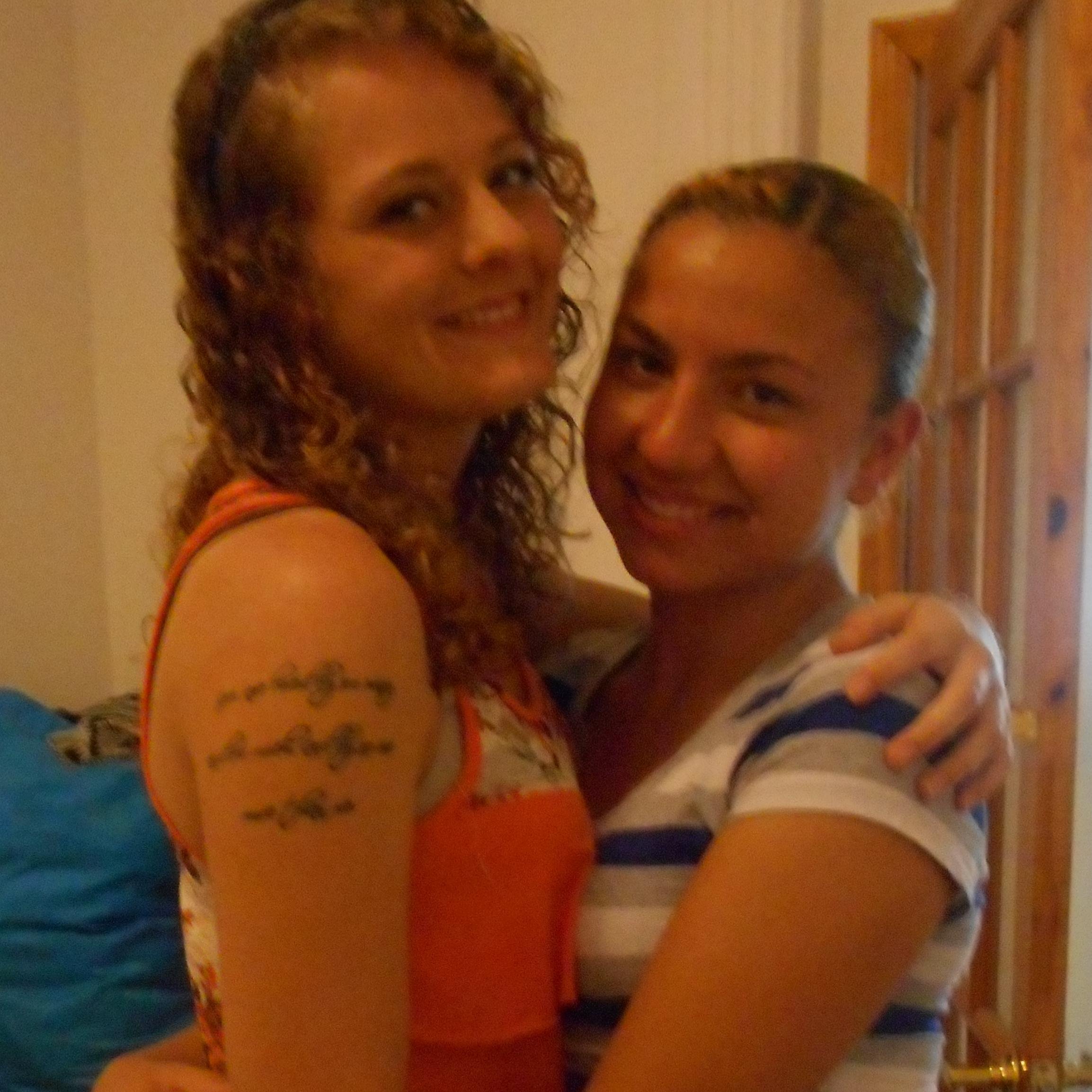 TaylorHalliwell's profile picture. Former Gymnast, Softball Player. 2 years with the bae @gettie246  I love @Angie_Harmon. she is my idol. I support her forever. #RandI