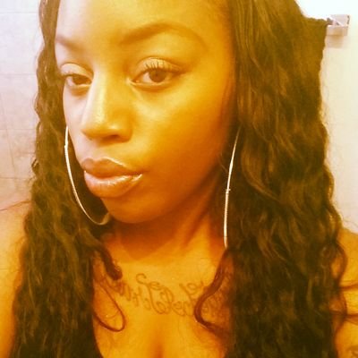 Carlen's Mommy . 
Hustla.