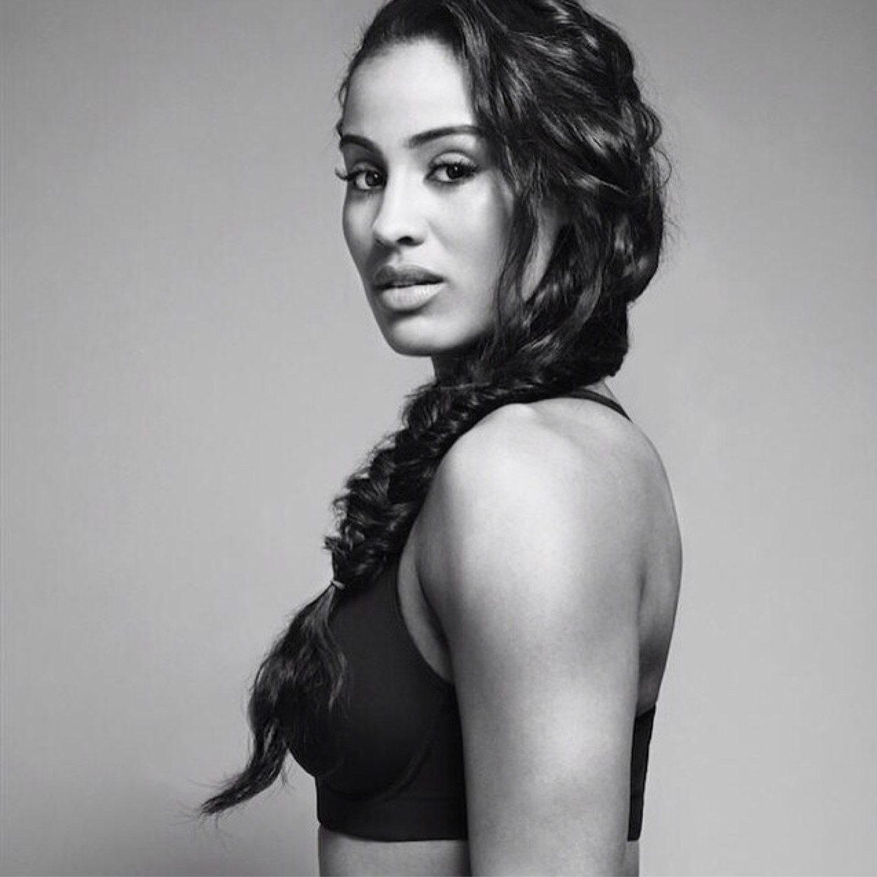 _skylardiggins_'s profile picture. Skylar Diggins is my fav player. #⃣4⃣ Follow my insta @_skylardiggins_ Fanpage 
I ♥️@skydigg4