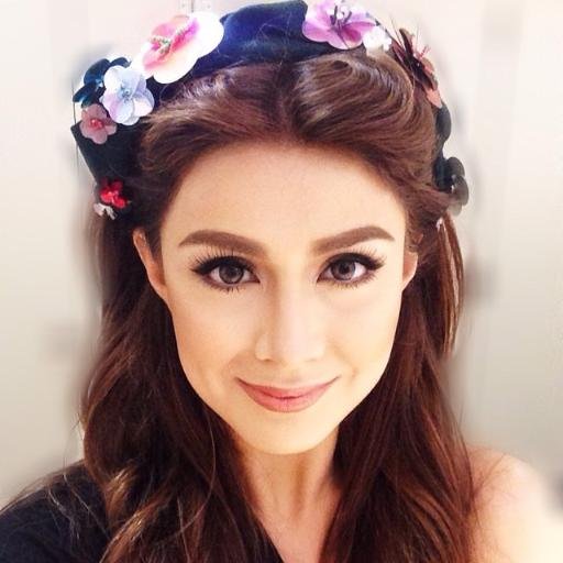 ***An official fan club twitter account..of  Filipina actress, commercial model and GMA Network celebrity Carla Abellana***
https://t.co/yoN8Mhzyjh