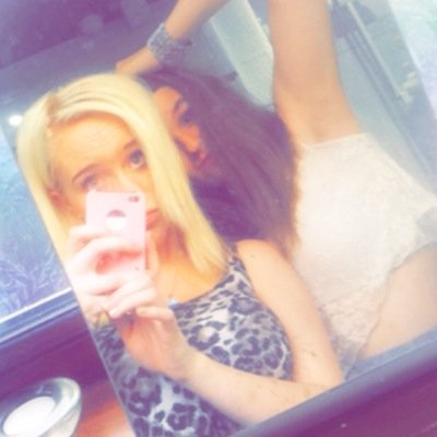 steph_dugdale's profile picture. 17 yr old from Burnley and still have no idea how to use this 'twitter' 
Have fun watching me fail at it!!x