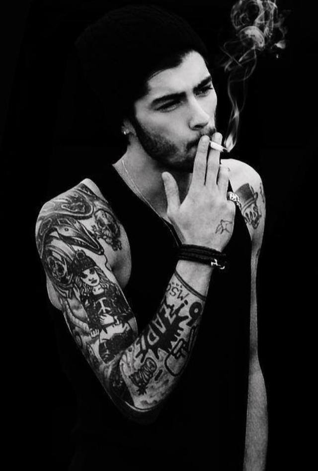 Alessia00Love's profile picture. 5sos family.
directioner.
17.08.2000
pizza's love.
italy.