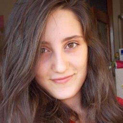 hilalsayarm's profile picture. arkadaşlar çok uykum var