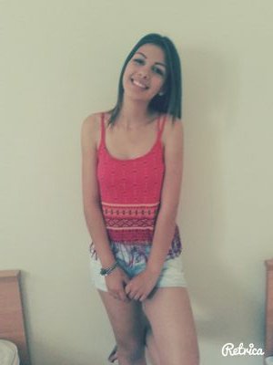 Hey! my name is Elisabeth and I'm a #ProudGreekDirectioner !! I also LOVE Little Mix and Demi Lovato!!! (follow me, I follow back)