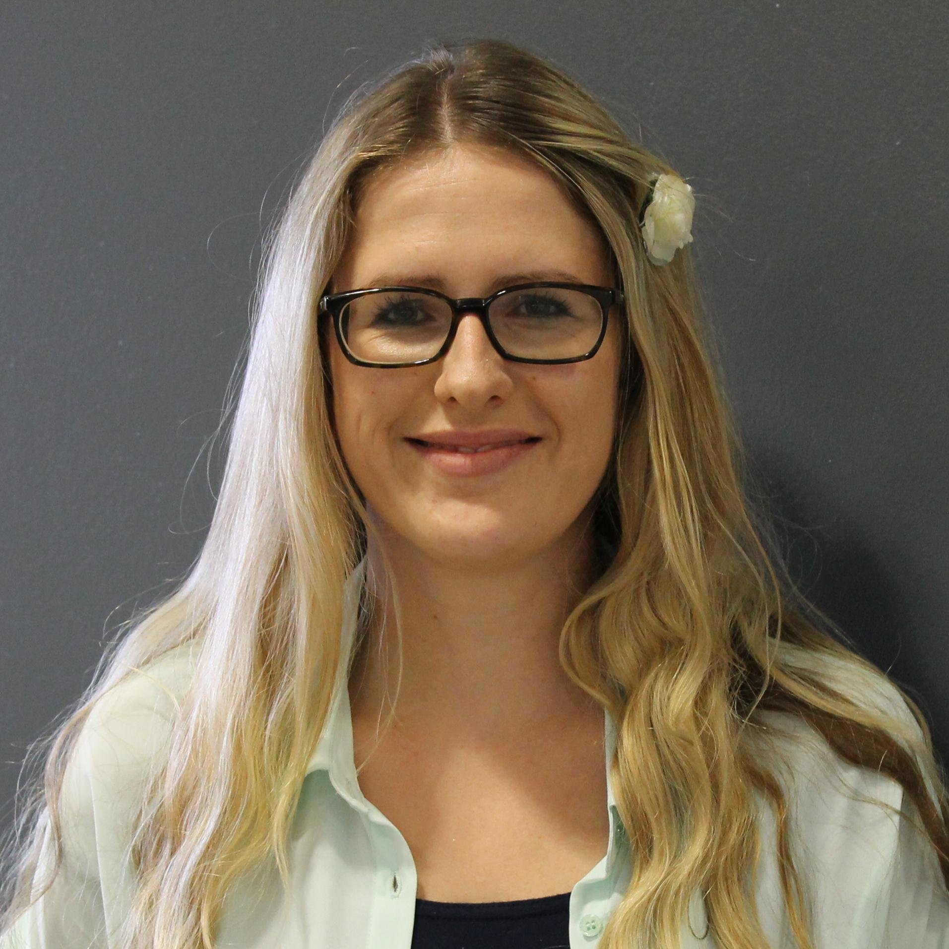 BeatrixGreen's profile picture. I work in marketing at Cronofy. I love cats/all tomato based things/fashion/print/vodka/The Beatles/psychology/birds/the tudor period/art/design.