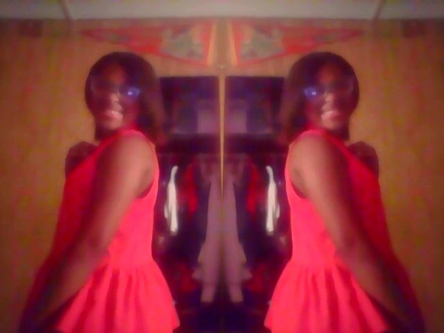 i just  girl have a big  dream and big heart i  like to sing ,dance  cook and  dawing my  big dream is  sing i love  fashion i l ove  tlc,lilmama, keke palmer